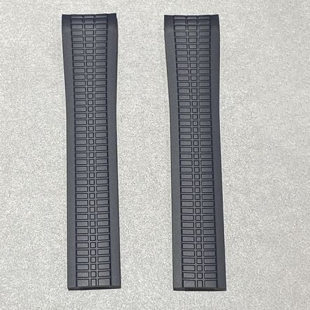Patek Philippe navy blue 5164 rubber strap, regular size.